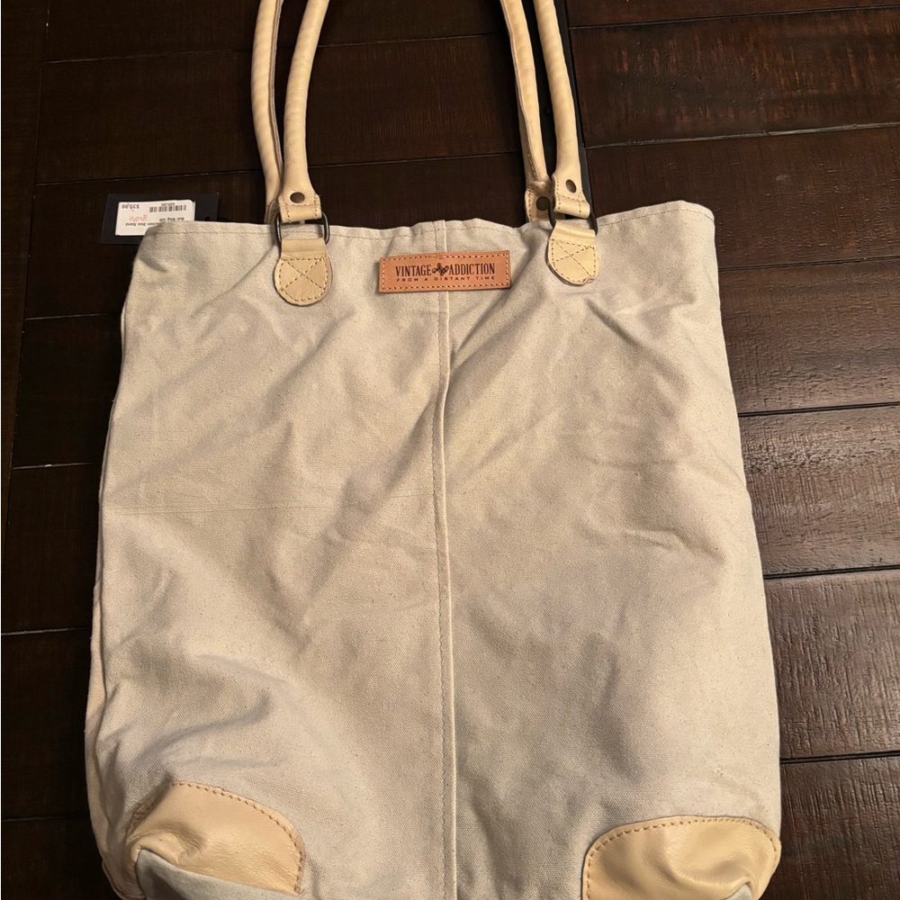 Vintage Addition Beige Tote Bag with Sea Sand Sun Design Leather accents NET - Picture 4 of 10